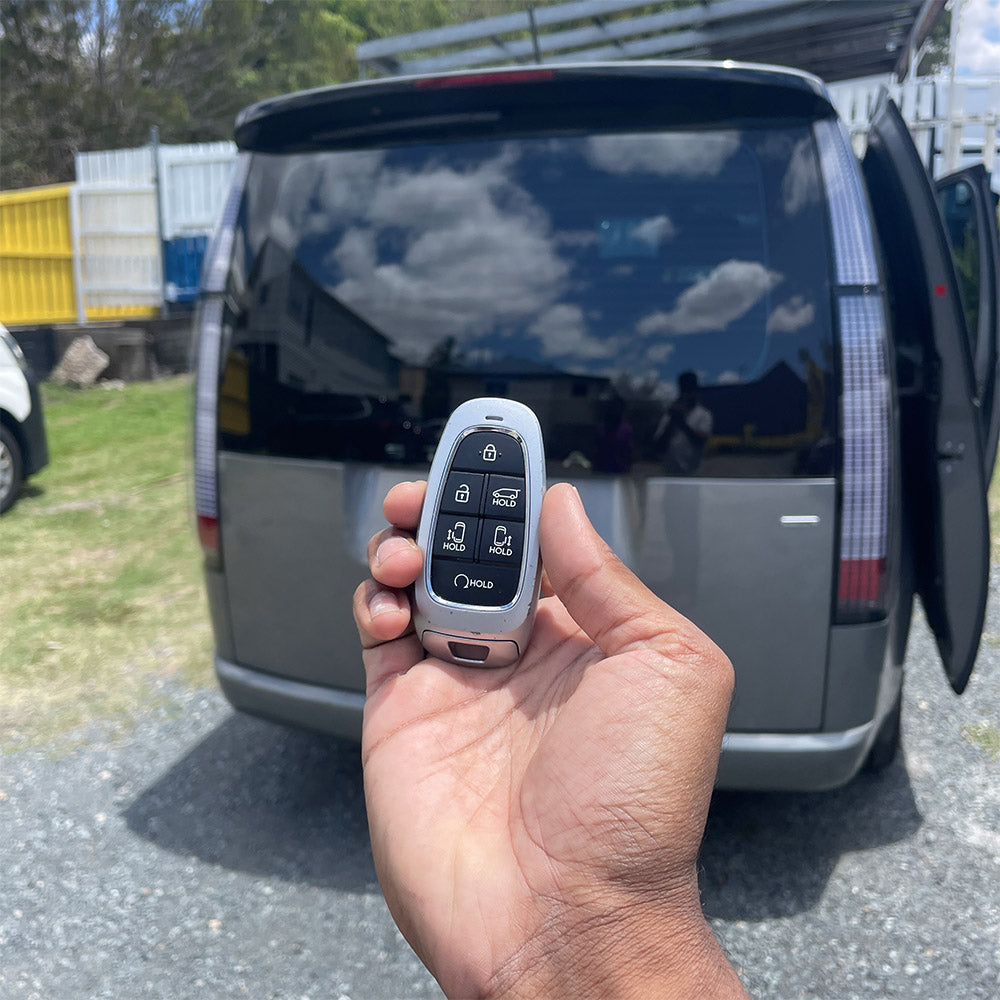 Hyundai Staria 2021-2023 6 Buttons Genuine Prox/Smart Key 95440-CG080 95440CG080 95440 CG080 TQ8-FOB-4F44 TQ8FOB4F44 TQ8 FOB 4F44 Sample Three