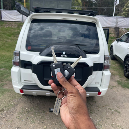 Mitsubishi Pajero 2015-2021 6370B882 Sample Two